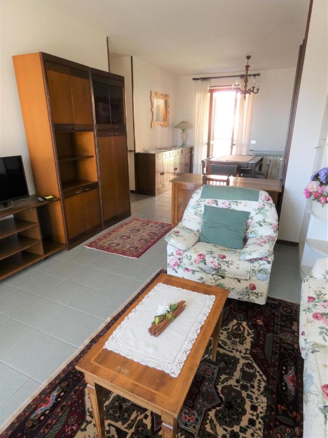 Casa Clivia - 3 Bedroom Apartment With Lake View สเตรซา ภายนอก รูปภาพ