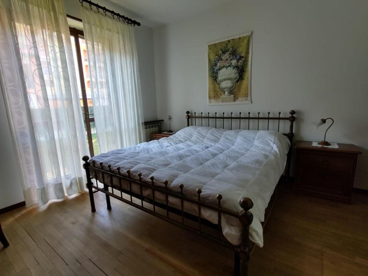 Casa Clivia - 3 Bedroom Apartment With Lake View สเตรซา ภายนอก รูปภาพ
